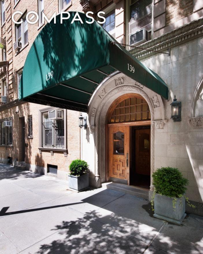 139 West 82nd Street, Unit 2H Manhattan, NY 10024 - Photo 6 of 8