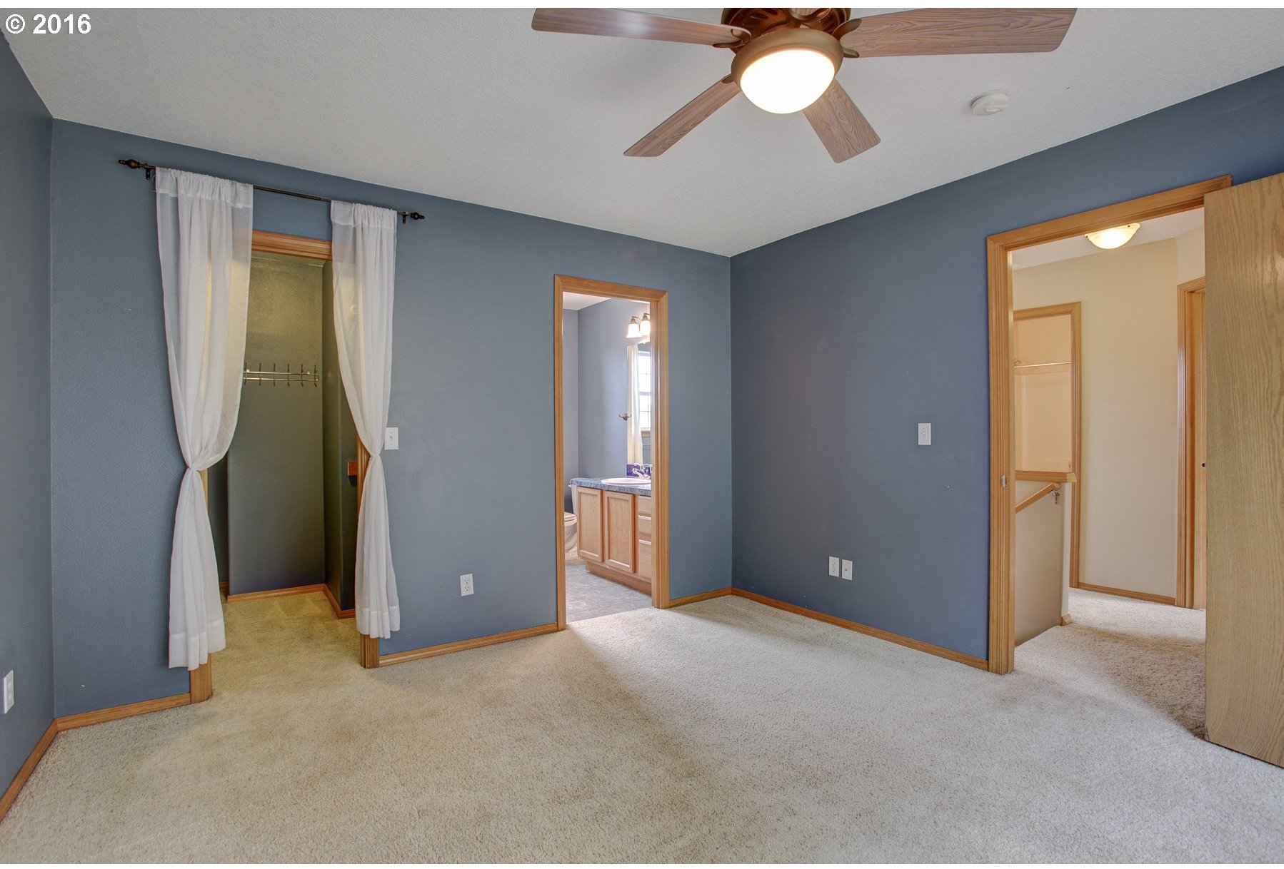 1024 Northeast Mariners Loop Portland, OR 97211 - Photo 15 of 24 Gallery Image 15