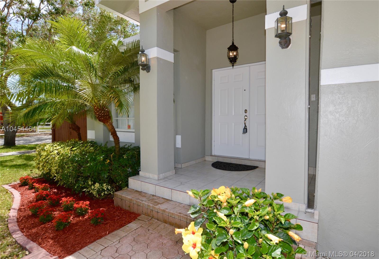 12152 Natalies Cove Road Cooper City, FL 33330 - Photo 2 of 33