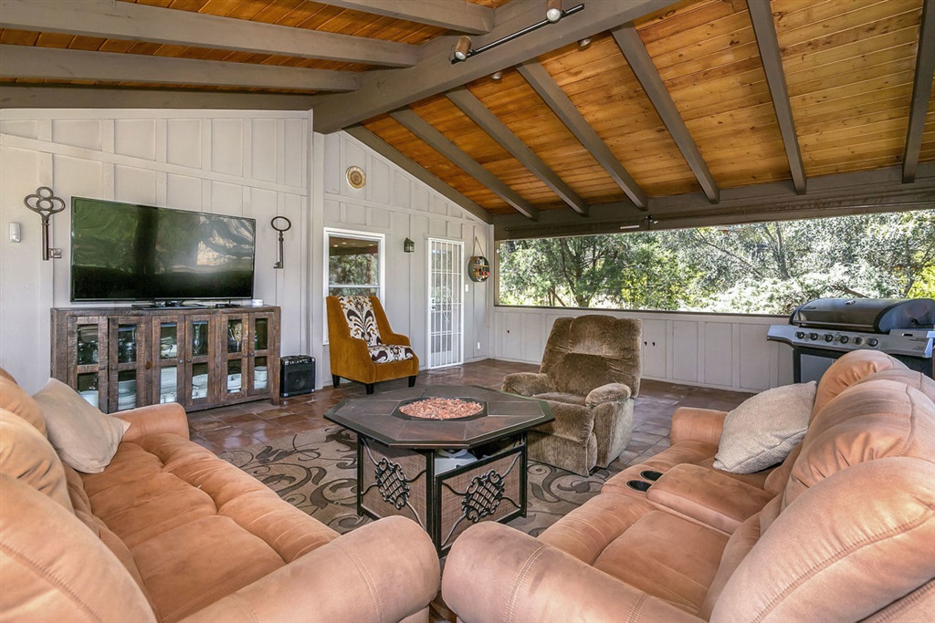 2316 Yucca Hill Road Alpine, CA 91901 - Photo 7 of 24