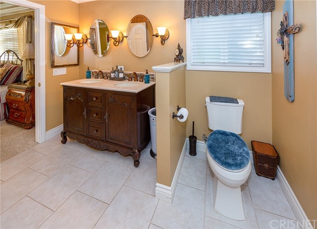 698 Benson Way Thousand Oaks, CA 91360 - Photo 12 of 21