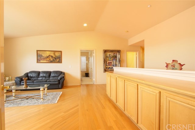 17764 Sidwell Street Granada Hills, CA 91344 - Photo 34 of 49