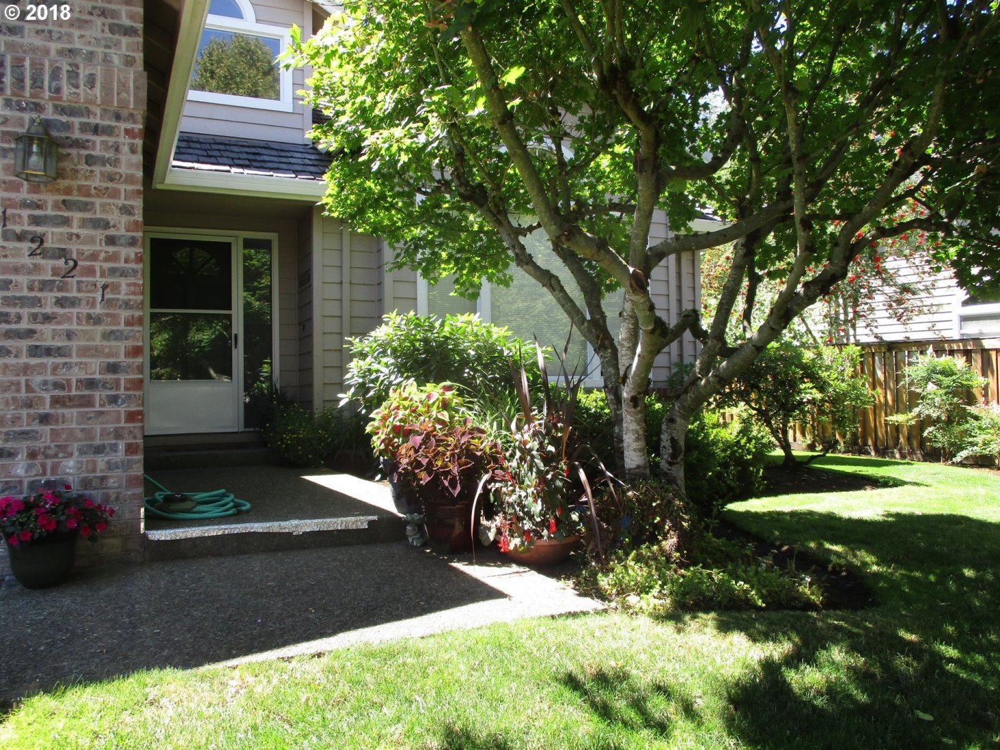 11221 Southwest Pintail Loop Beaverton, OR 97007 - Photo 26 of 32 Gallery Image 26