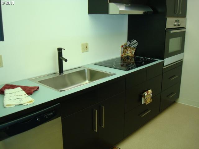 2211 Southwest 1st Avenue, Unit 303 Portland, OR 97201 - Photo 3 of 16