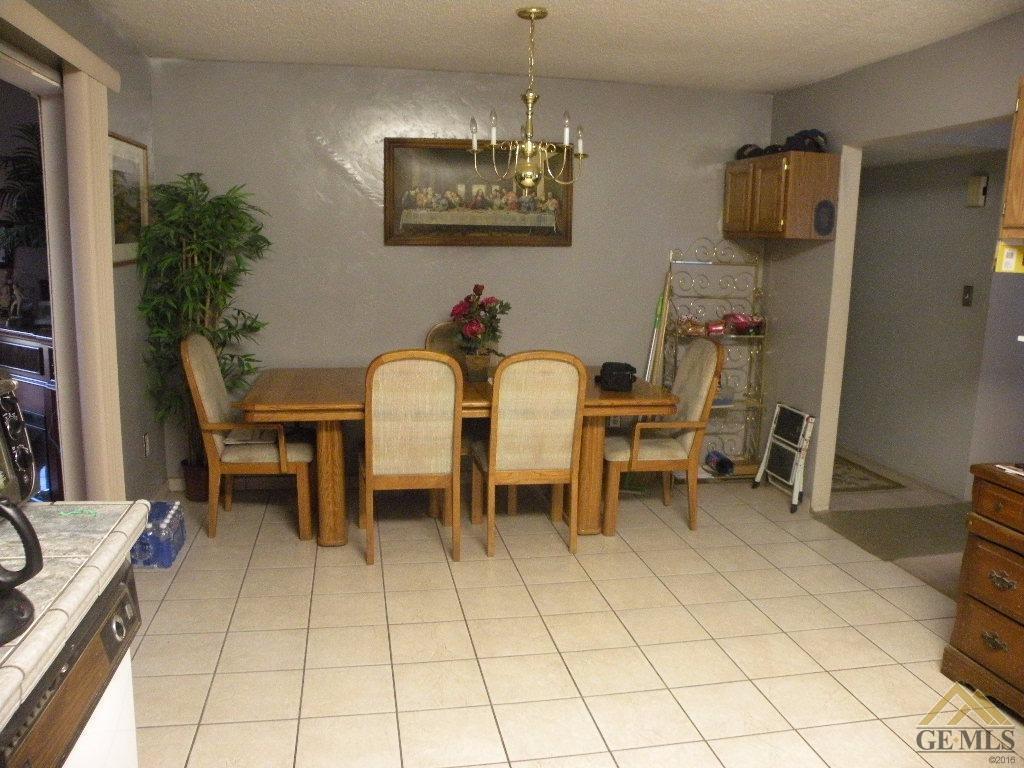 6820 Wilson Road Bakersfield, CA 93309 - Photo 4 of 13