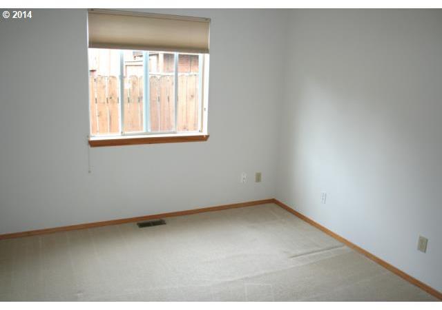 13295 Southwest Hanson Road Beaverton, OR 97008 - Photo 12 of 16 Gallery Image 12