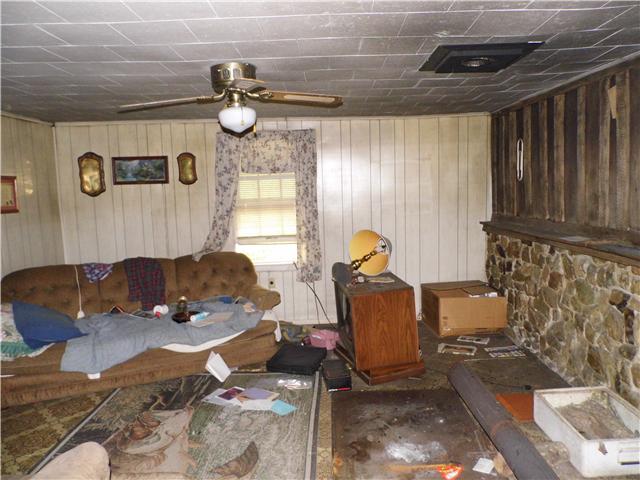 1300 Maxwell Hill Road Pulaski, TN 38478 - Photo 3 of 6 Gallery Image 3