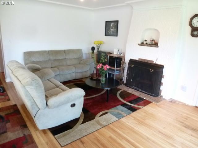 11901 Southeast Powell Boulevard Portland, OR 97266 - Photo 2 of 16