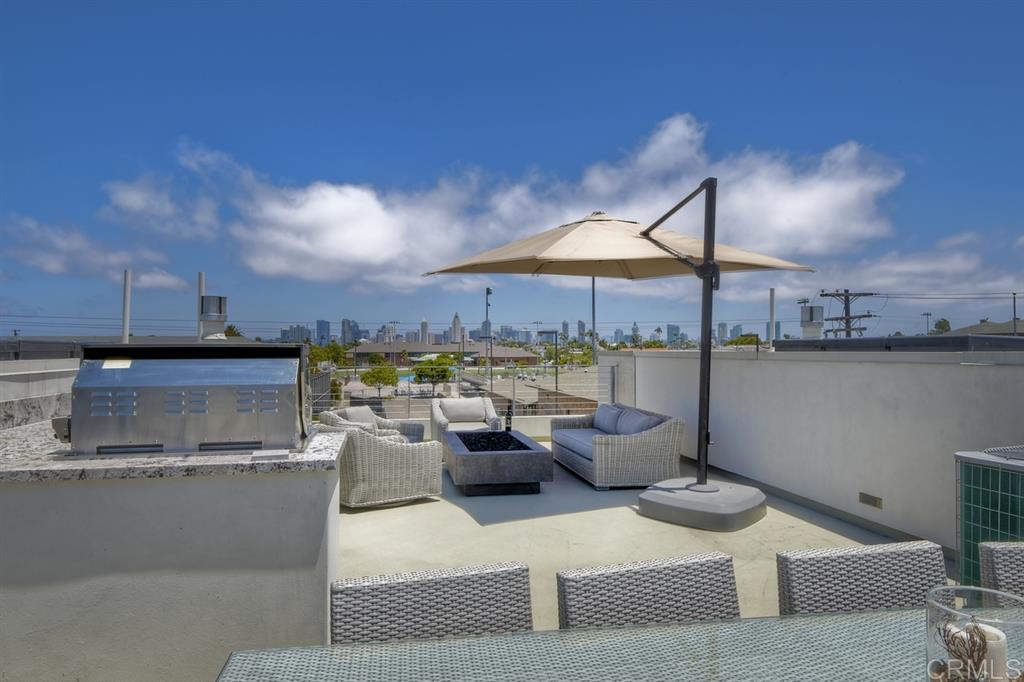 702 7th Street Coronado, CA 92118 - Photo 4 of 24