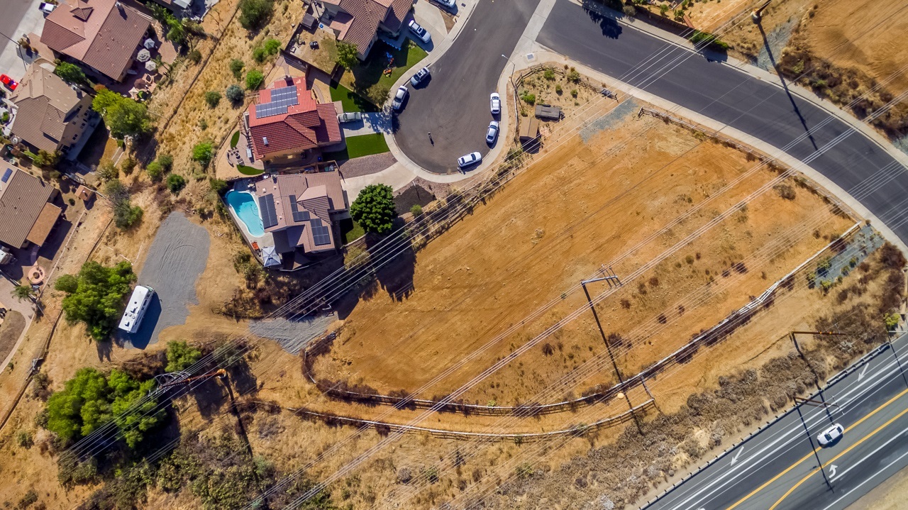 13897 Jack Oak Lane Lakeside, CA 92040 - Photo 2 of 25