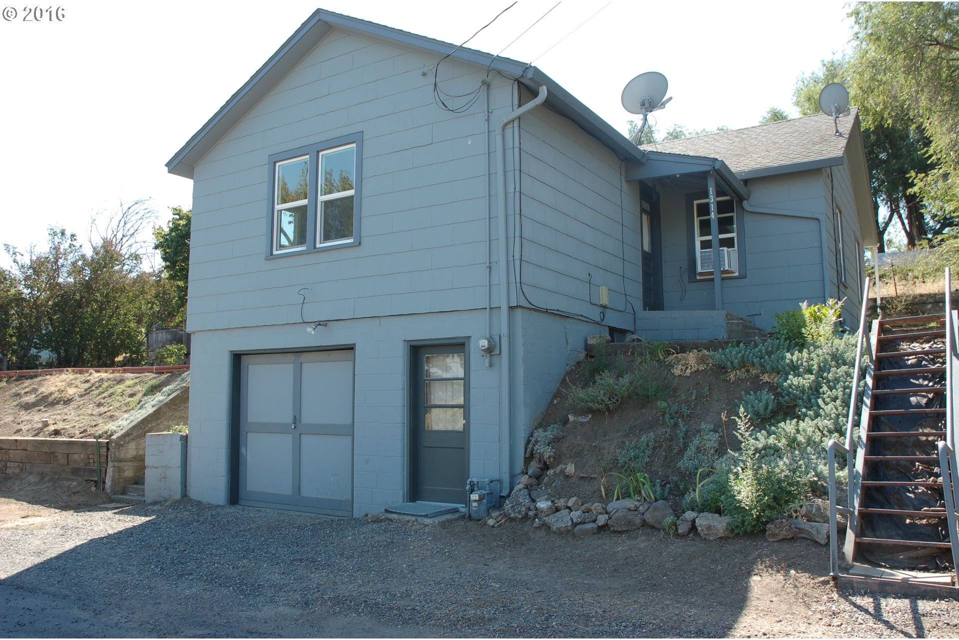 1314 Southwest Hailey Avenue Pendleton, OR 97801 - Photo 1 of 31