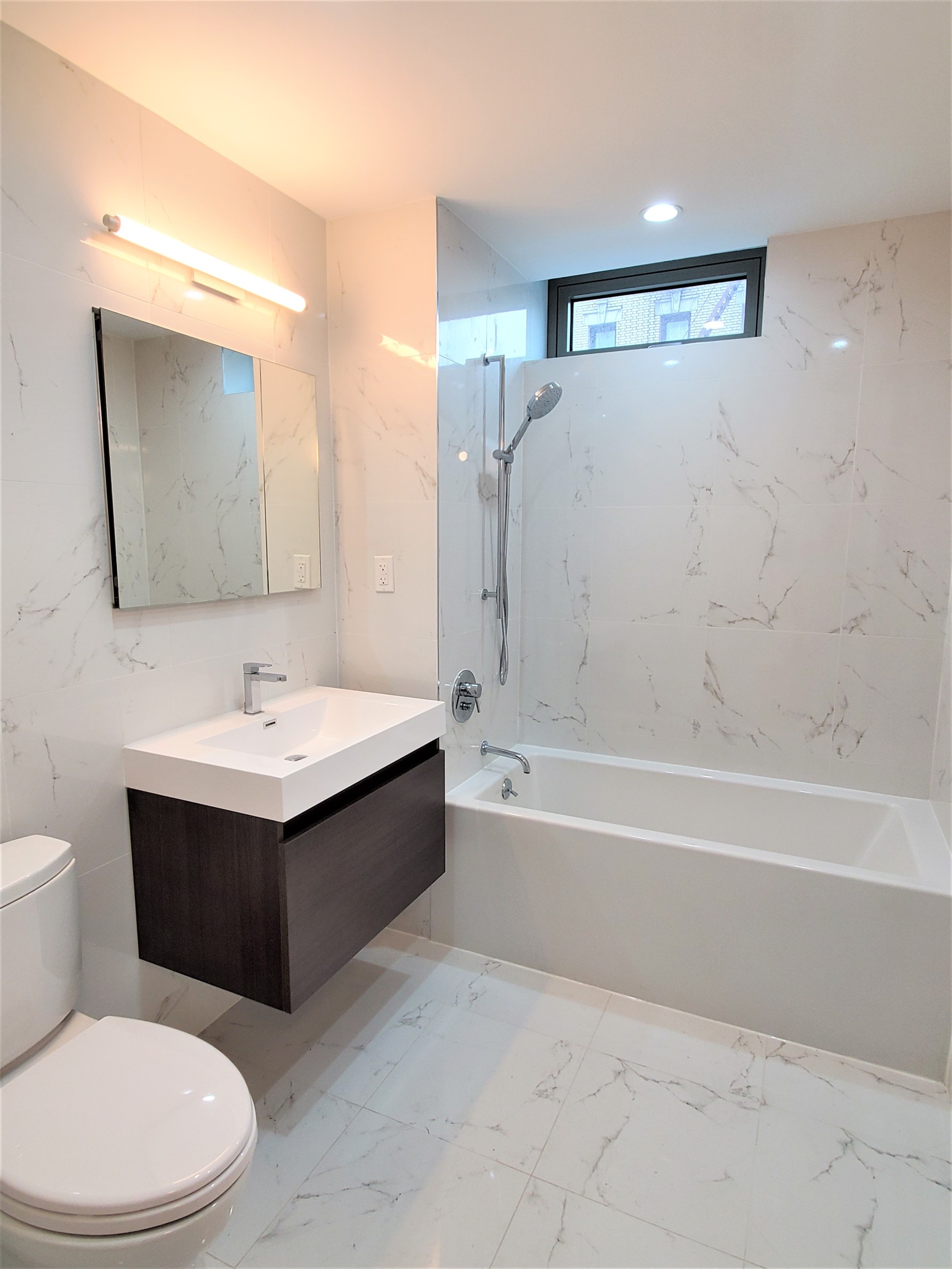 40 Pinehurst Avenue, Unit 4D Manhattan, NY 10033 - Photo 6 of 13