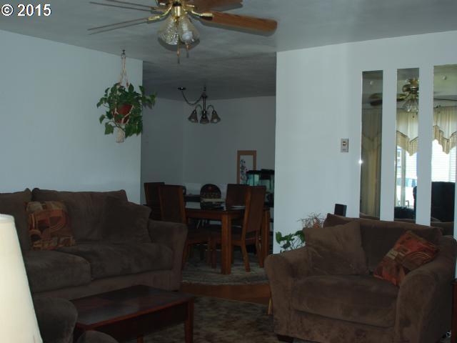 535 North 13th Street Reedsport, OR 97467 - Photo 3 of 8 Gallery Image 3