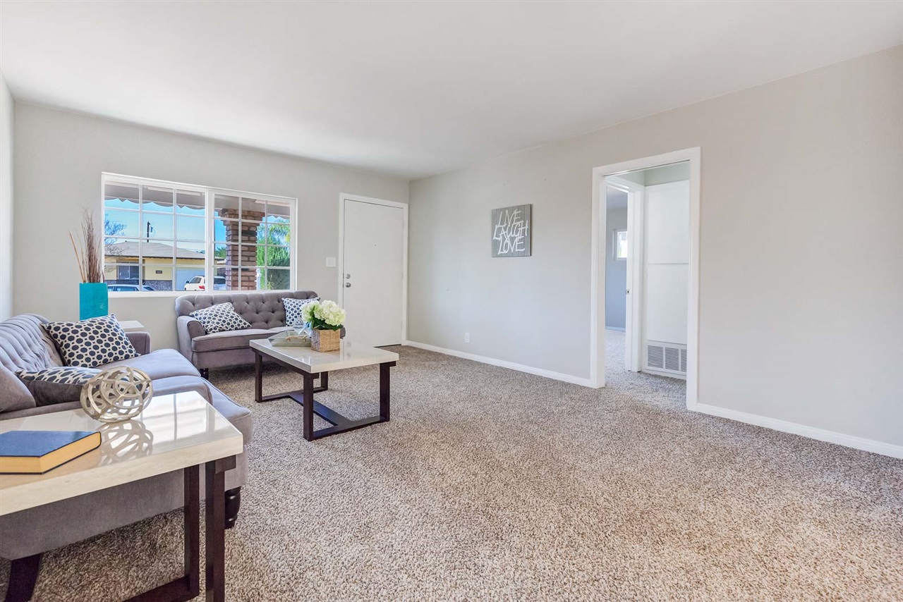 634 Erica Street Escondido, CA 92027 - Photo 3 of 25