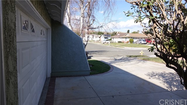 2232 Hawk Street Simi Valley, CA 93065 - Photo 21 of 33