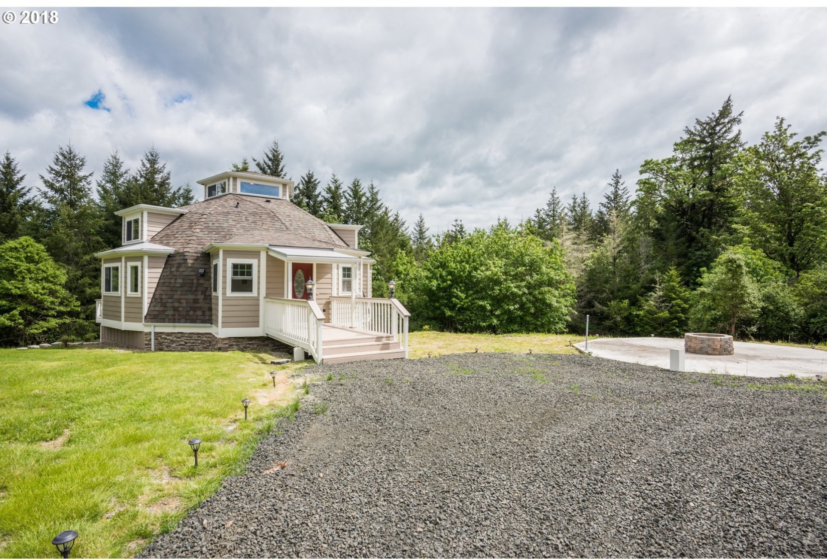 18920 Bridgeport Road Dallas, OR 97338 - Photo 2 of 32 Gallery Image 2