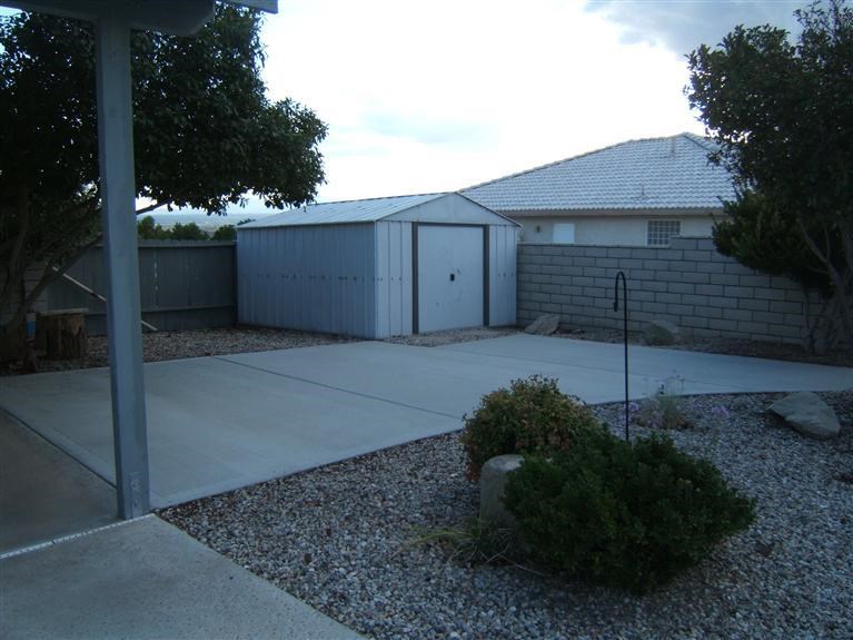 17898 Ohna Road Apple Valley, CA 92307 - Photo 25 of 42