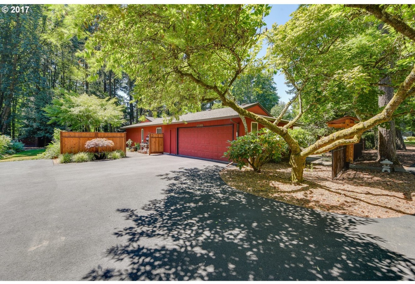 7878 Southwest Peters Road Portland, OR 97224 - Photo 9 of 32 Gallery Image 9