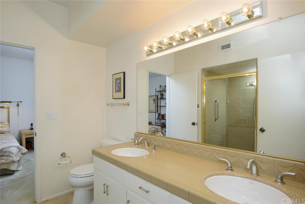 754 Vía Montevideo Claremont, CA 91711 - Photo 24 of 44