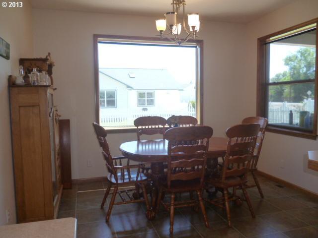 1175 G Street Baker City, OR 97814 - Photo 5 of 16