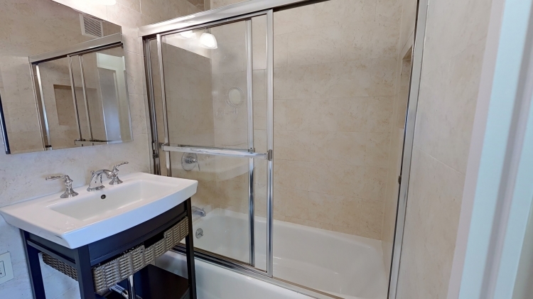353 East 72nd Street, Unit 11D Manhattan, NY 10021 - Photo 11 of 12