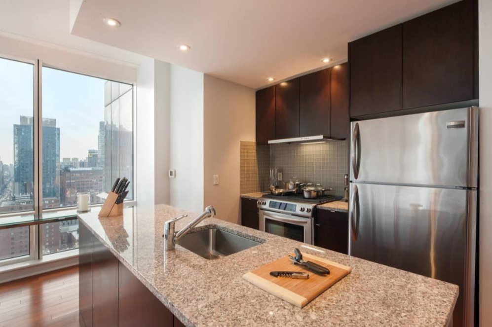 306 West 48th Street, Unit 30C Manhattan, NY 10036 - Photo 4 of 11