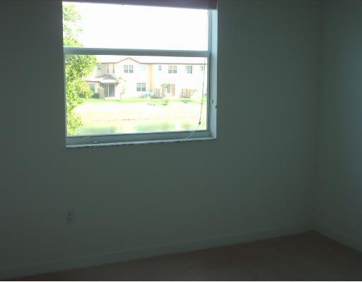 9288 Southwest 221st Street Cutler Bay, FL 33190 - Photo 4 of 5