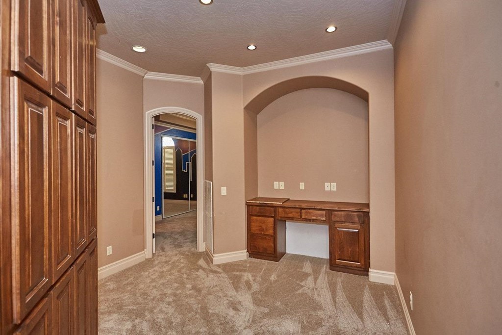 12914 La Cresta Drive Apple Valley, CA 92308 - Photo 13 of 18