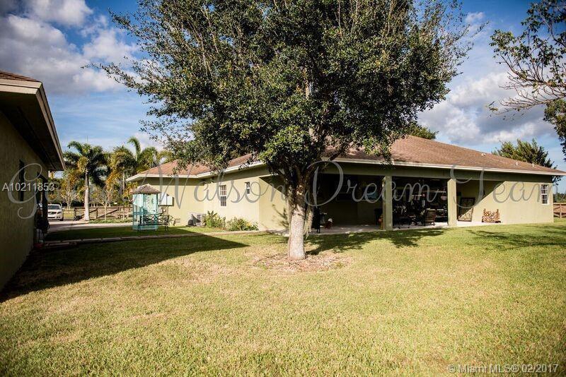 19302 Southwest 292nd Street Homestead, FL 33030 - Photo 22 of 29