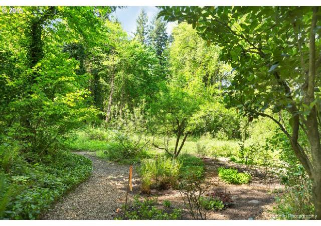 4220 Southwest Freeman Street Portland, OR 97219 - Photo 16 of 16 Gallery Image 16