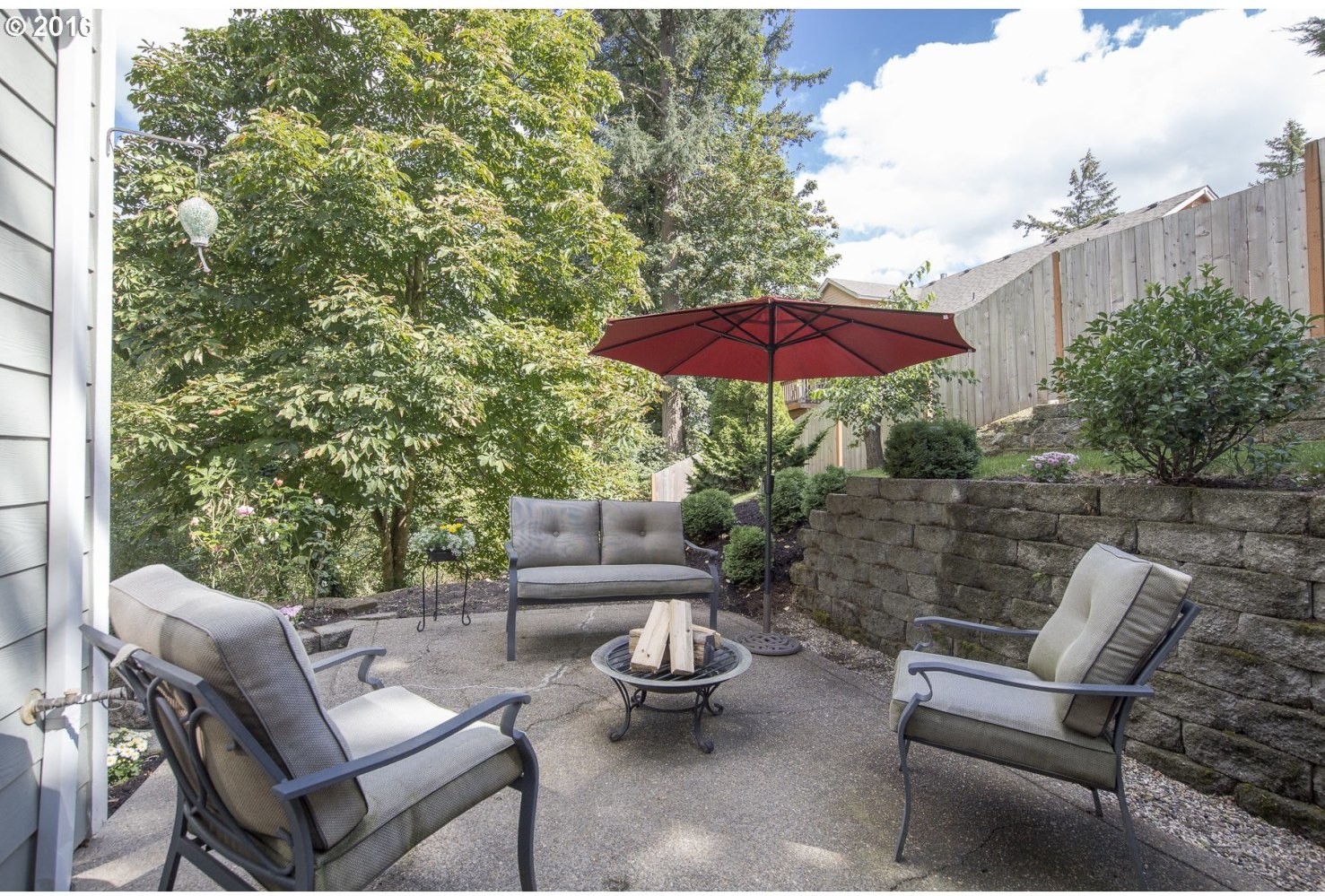 4418 Southwest Pasadena Street Portland, OR 97219 - Photo 13 of 27 Gallery Image 13