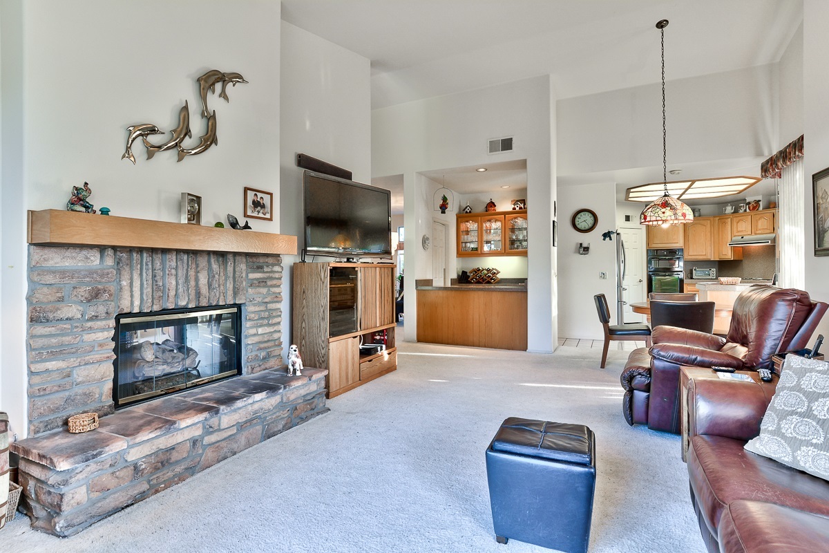 14252 Sandhill Road Poway, CA 92064 - Photo 11 of 25