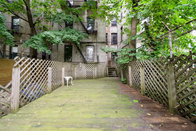 647 Prospect Place, Unit 3 Brooklyn, NY 11216 - Photo 1 of 8