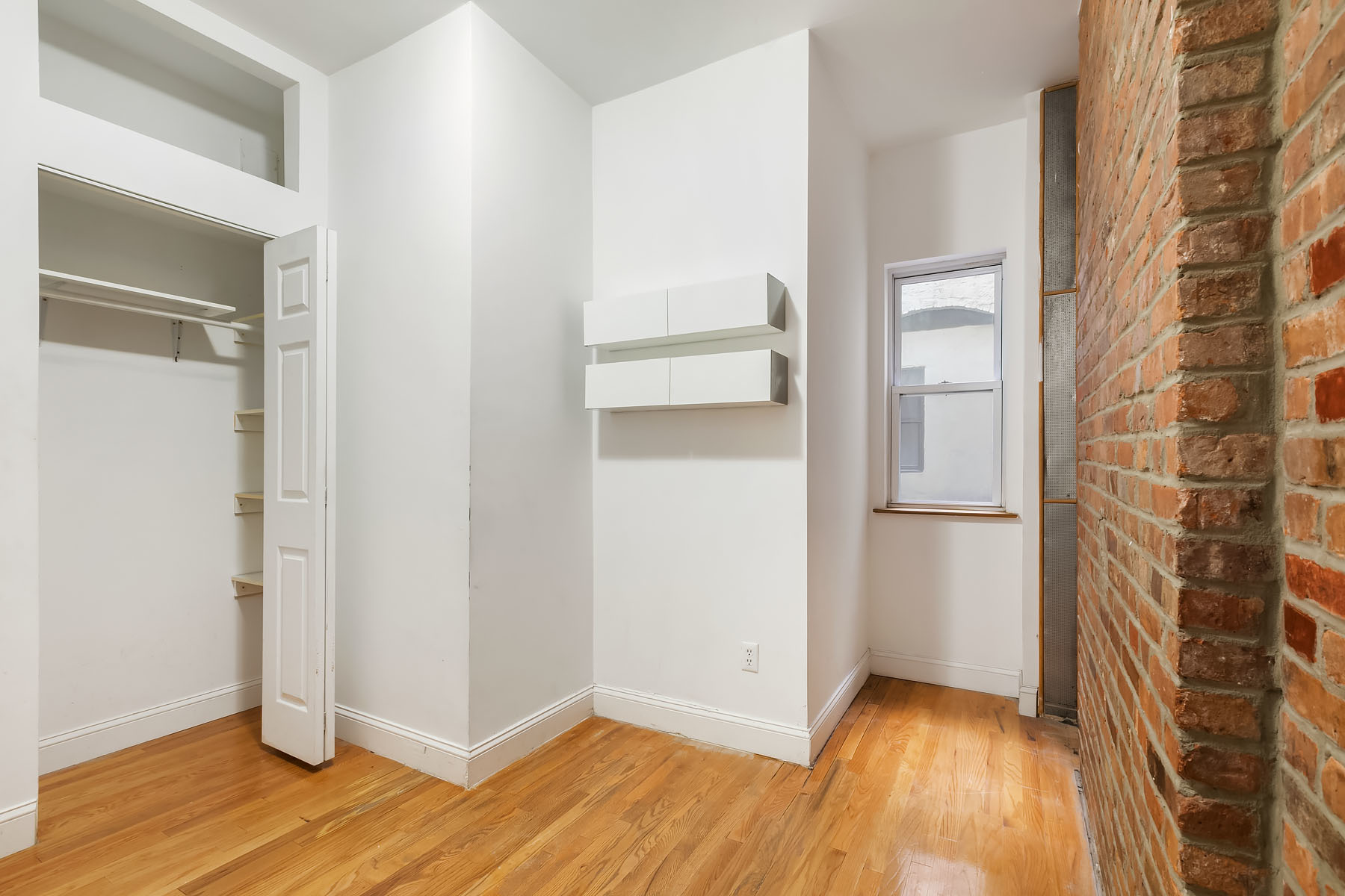 326 East 11th Street, Unit 8 Manhattan, NY 10003 - Photo 3 of 5