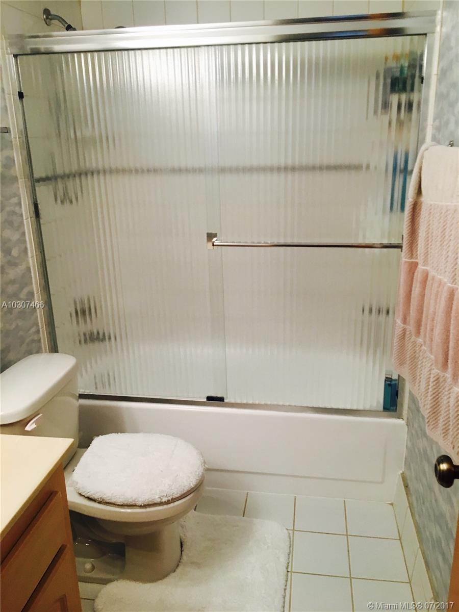 11501 Southwest 109th Road, Unit 13A Miami, FL 33176 - Photo 13 of 16 Gallery Image 13
