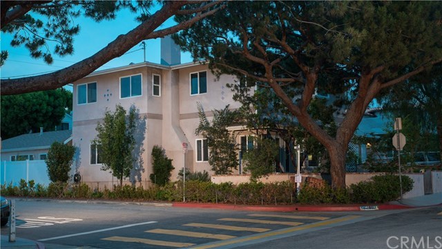 1801 Laurel Avenue Manhattan Beach, CA 90266 - Photo 2 of 42