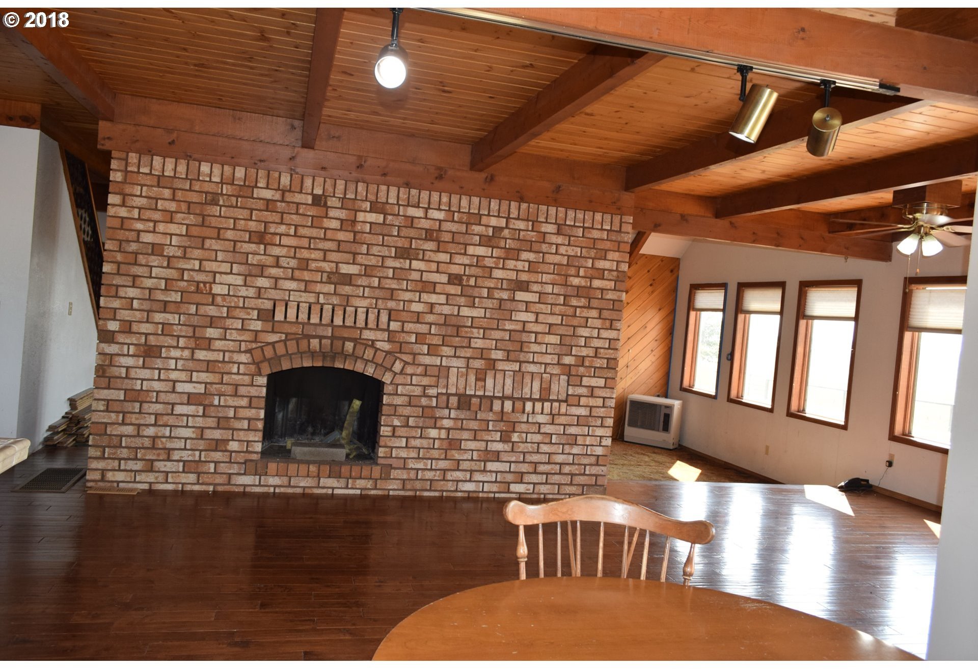 65765 Elk Mountain Road Enterprise, OR 97828 - Photo 5 of 32 Gallery Image 5