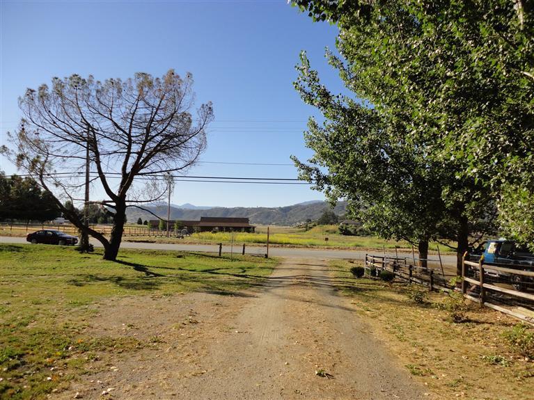 28601 Bear Valley Road Tehachapi, CA 93561 - Photo 5 of 12 Gallery Image 5