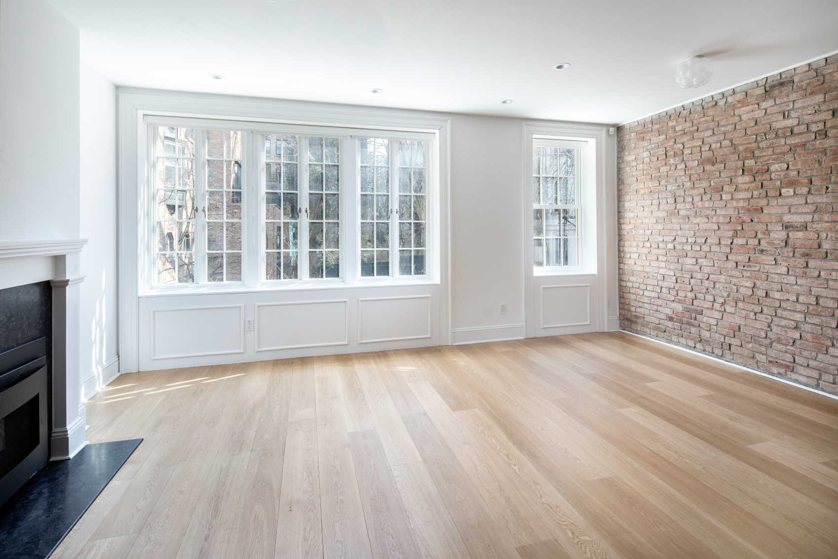 395 Bleecker Street Manhattan, NY 10014 - Photo 3 of 15