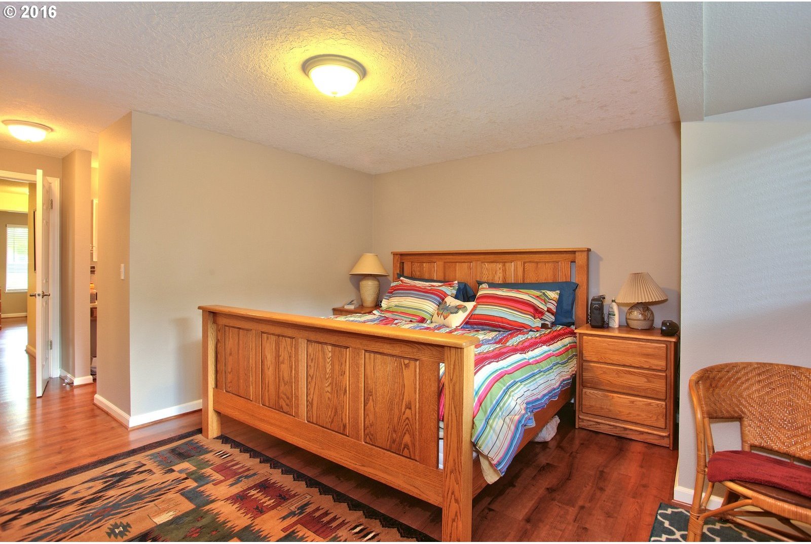 8897 Southwest Arapaho Road Tualatin, OR 97062 - Photo 4 of 23 Gallery Image 4