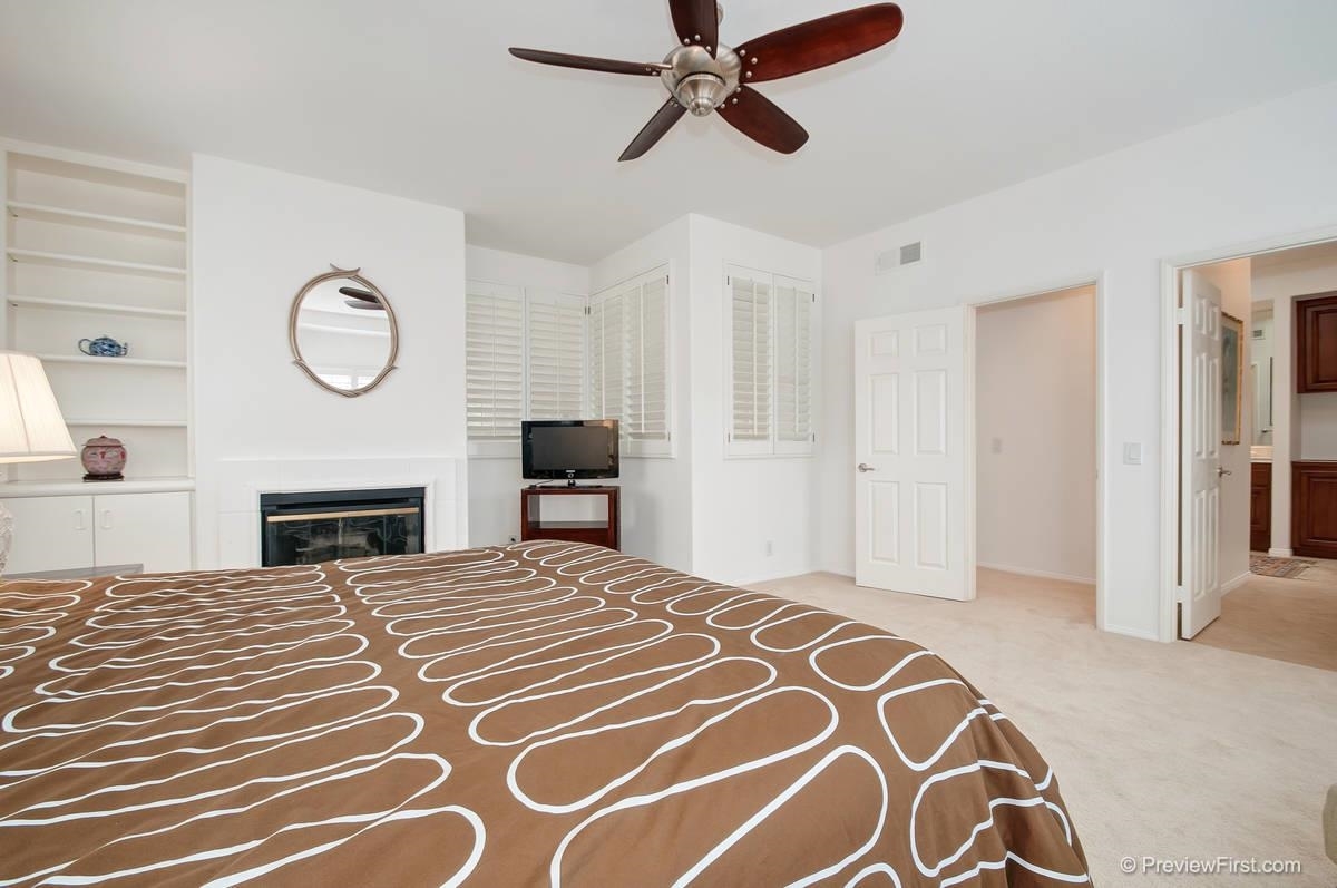 16050 Via Galan Rancho Santa Fe, CA 92091 - Photo 12 of 21 Gallery Image 12