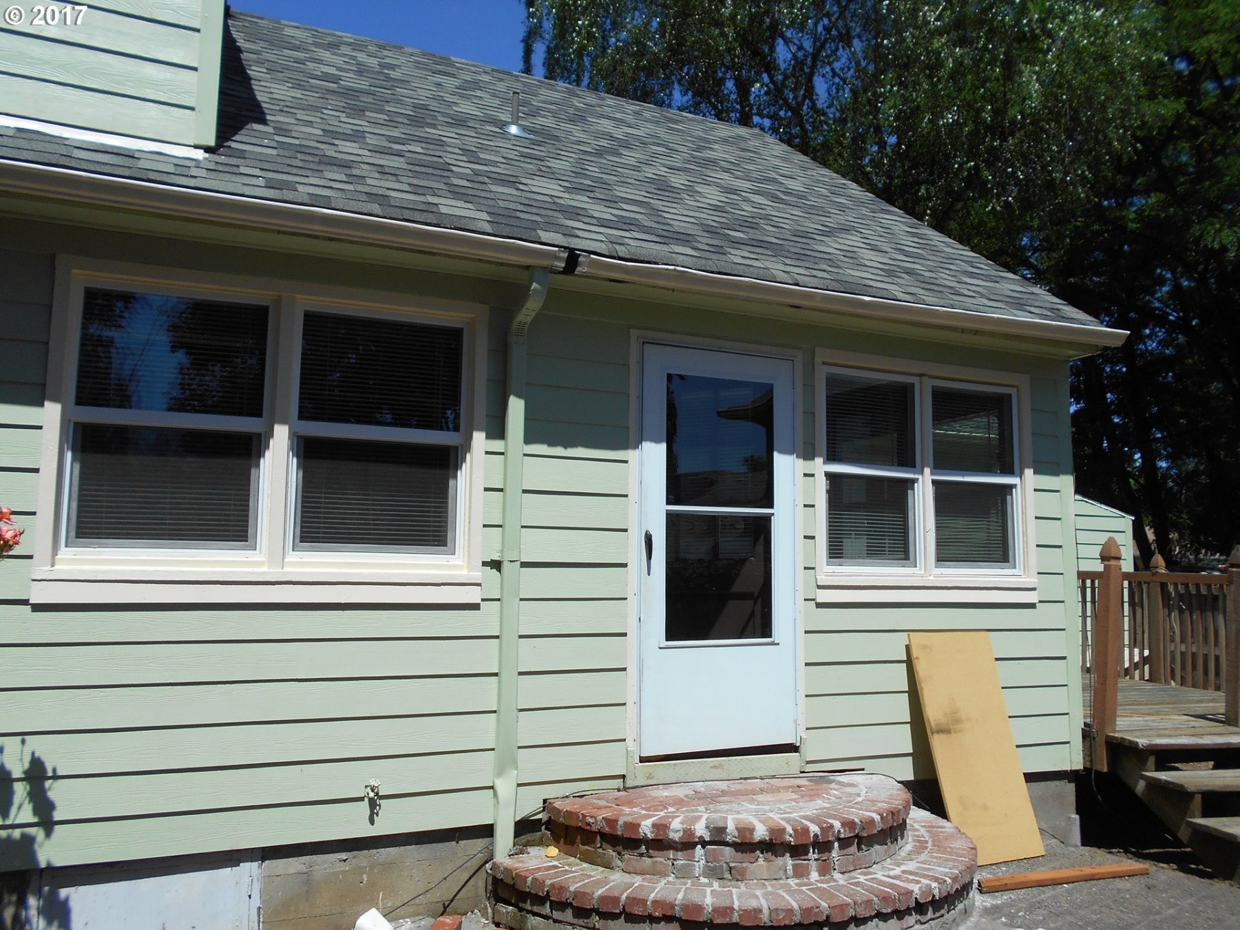 11595 Southwest Greenburg Road Tigard, OR 97223 - Photo 9 of 27 Gallery Image 9