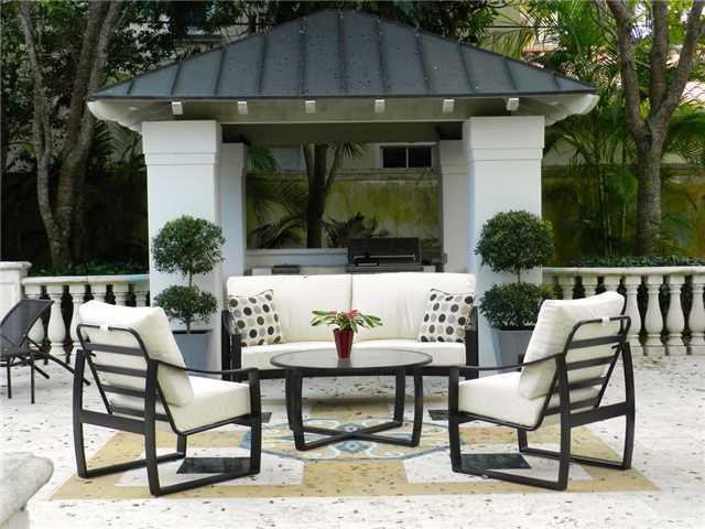 4086 Battersea Road Coconut Grove, FL 33133 - Photo 20 of 25 Gallery Image 20