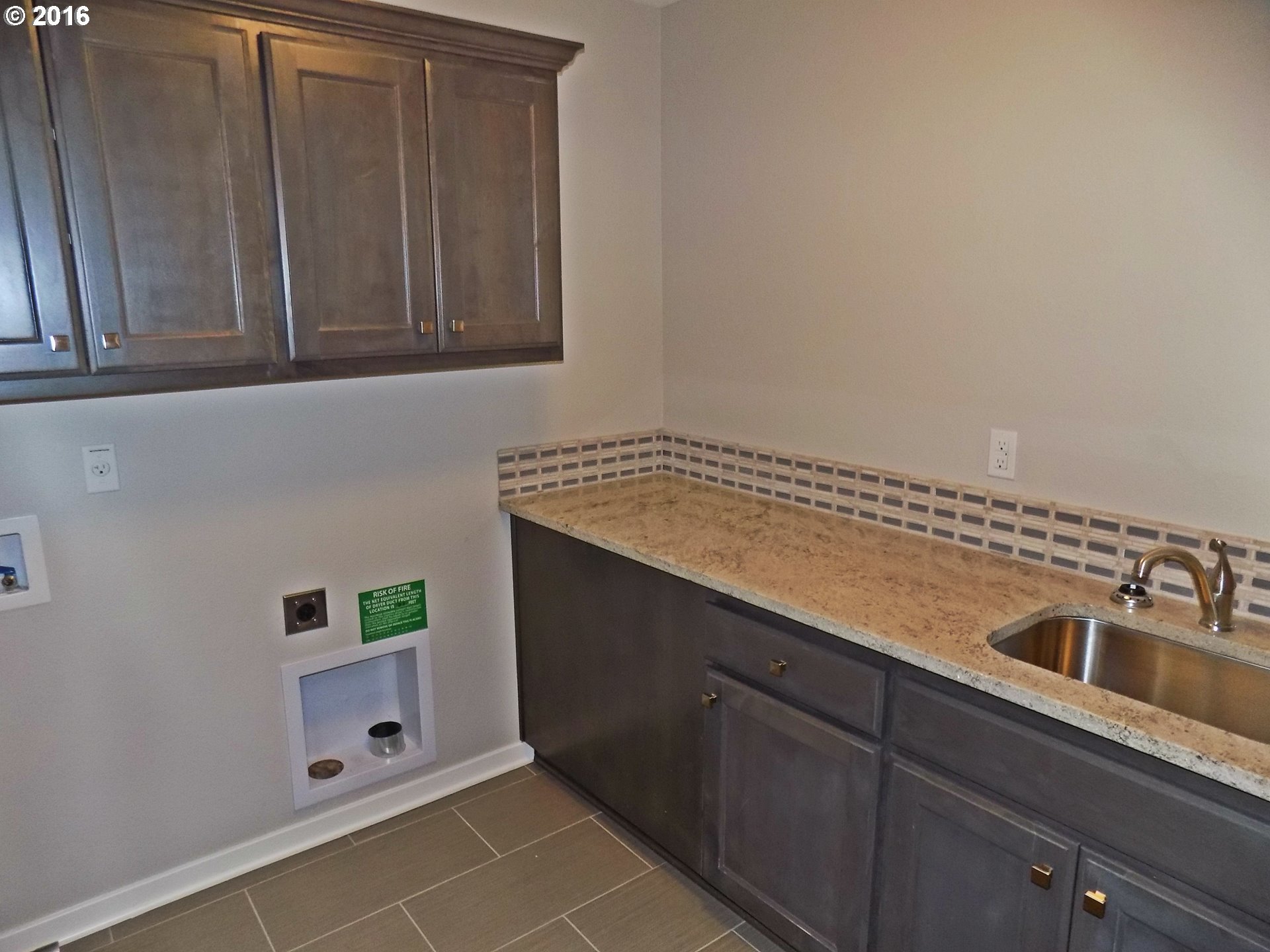 4401 Southwest Flower Street Portland, OR 97221 - Photo 11 of 20 Gallery Image 11