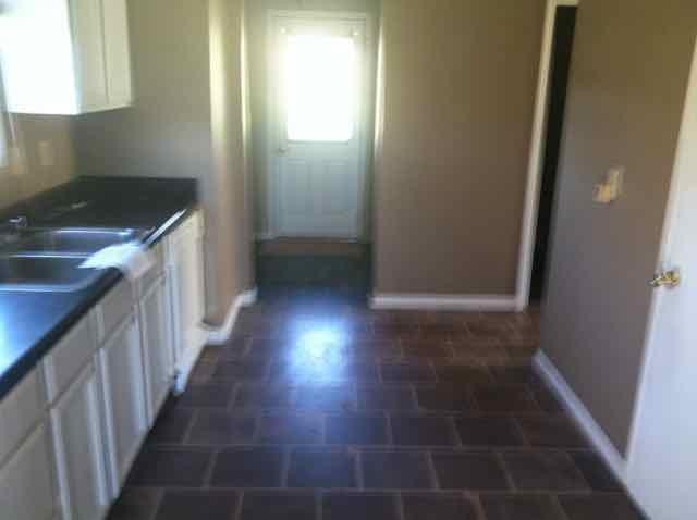 140 Scenic Hills Road Huntland, TN 37345 - Photo 6 of 13 Kitchen