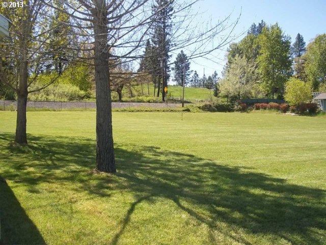 5096 Jerome Prairie Road Grants Pass, OR 97527 - Photo 12 of 16 Gallery Image 12