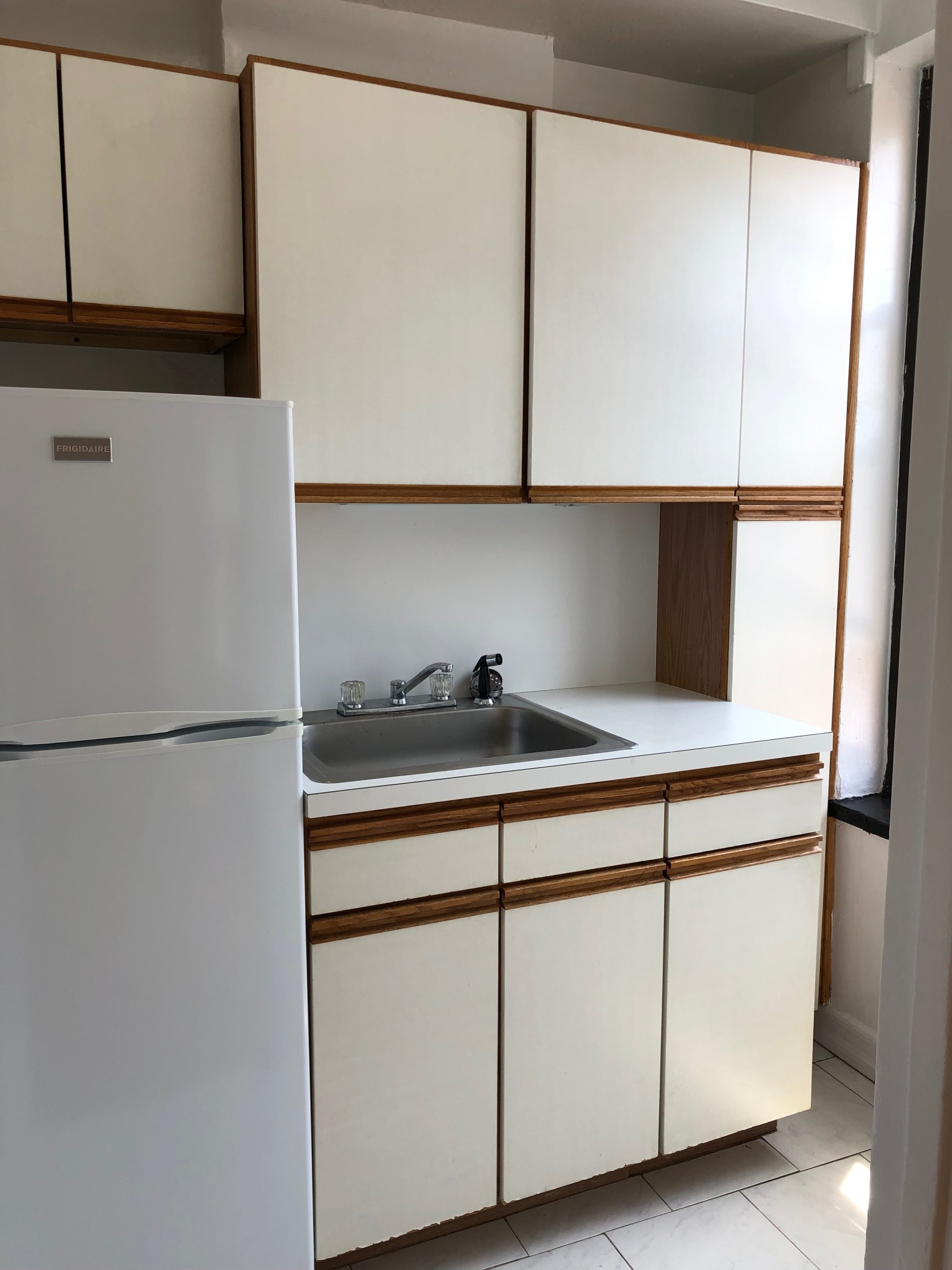 161 West 16th Street, Unit 11D Manhattan, NY 10011 - Photo 6 of 10