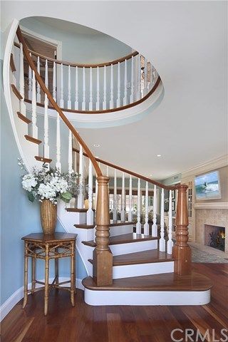 $2,500,000 | 218 Apolena Avenue, Newport Beach, CA 92662