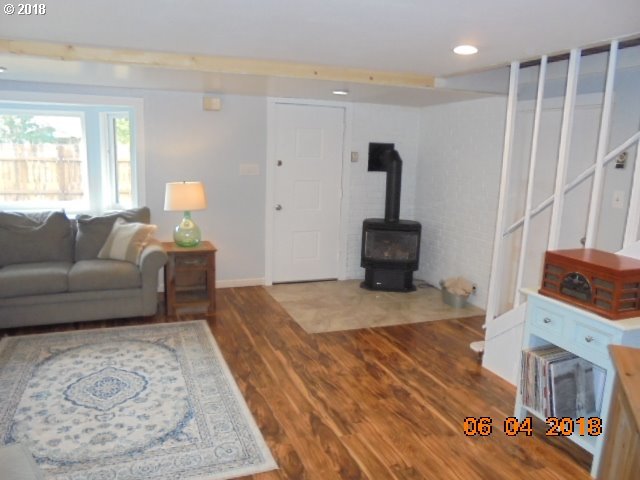 3384 Melrose Road Roseburg, OR 97471 - Photo 11 of 15