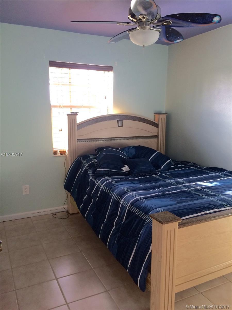 5005 Southwest 112th Avenue Miami, FL 33165 - Photo 12 of 13